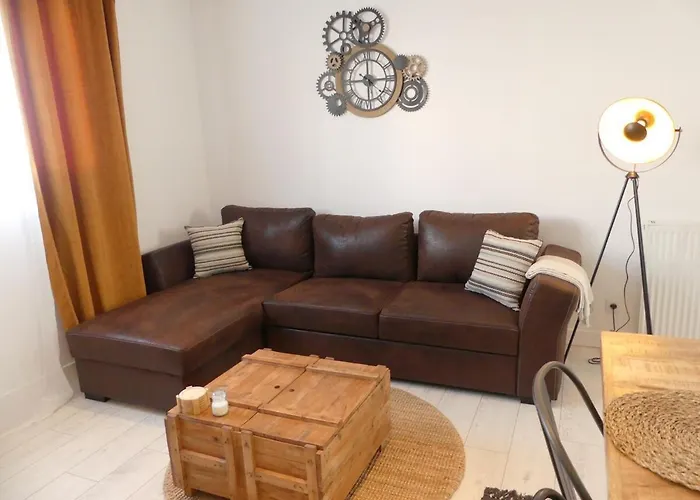 Bright Modern, Near Center And 10 Min From Beaches
