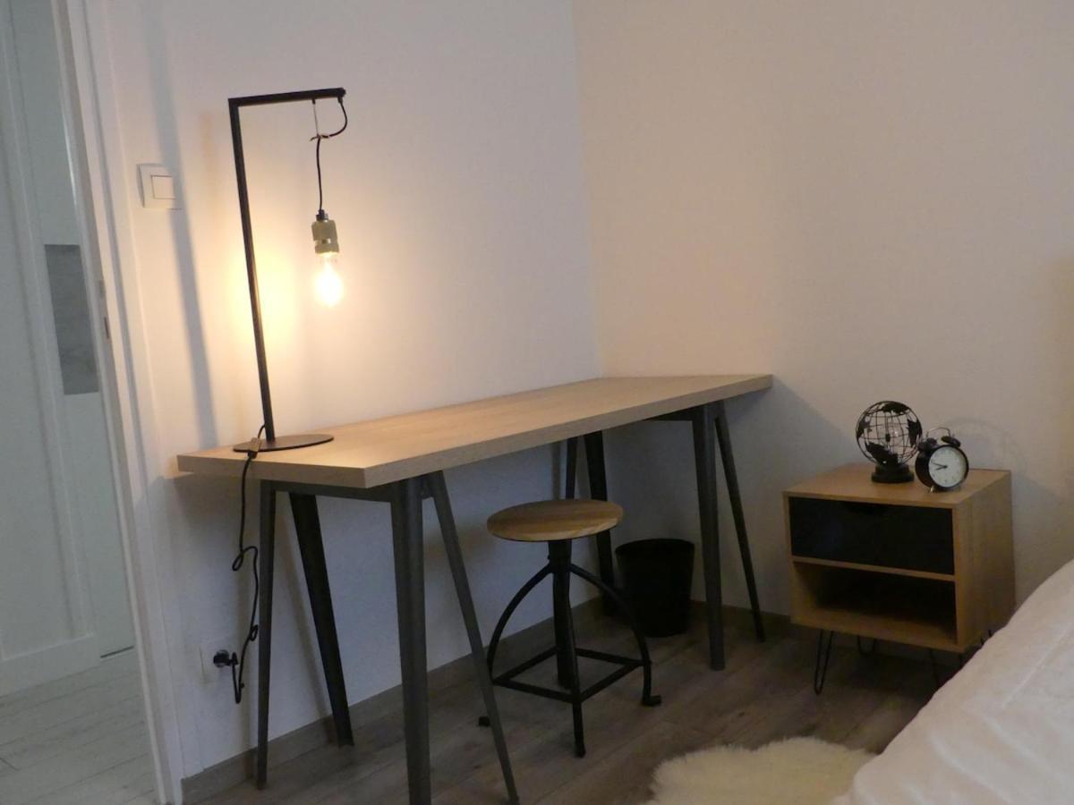 Bright Modern, Near Center And 10 Min From Beaches Apartment