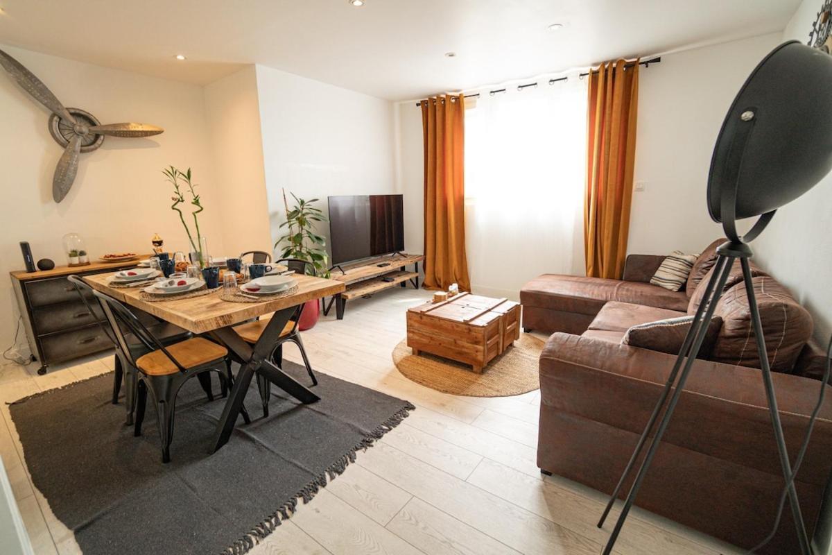 Apartment Bright Modern, Near Center And 10 Min From Beaches *